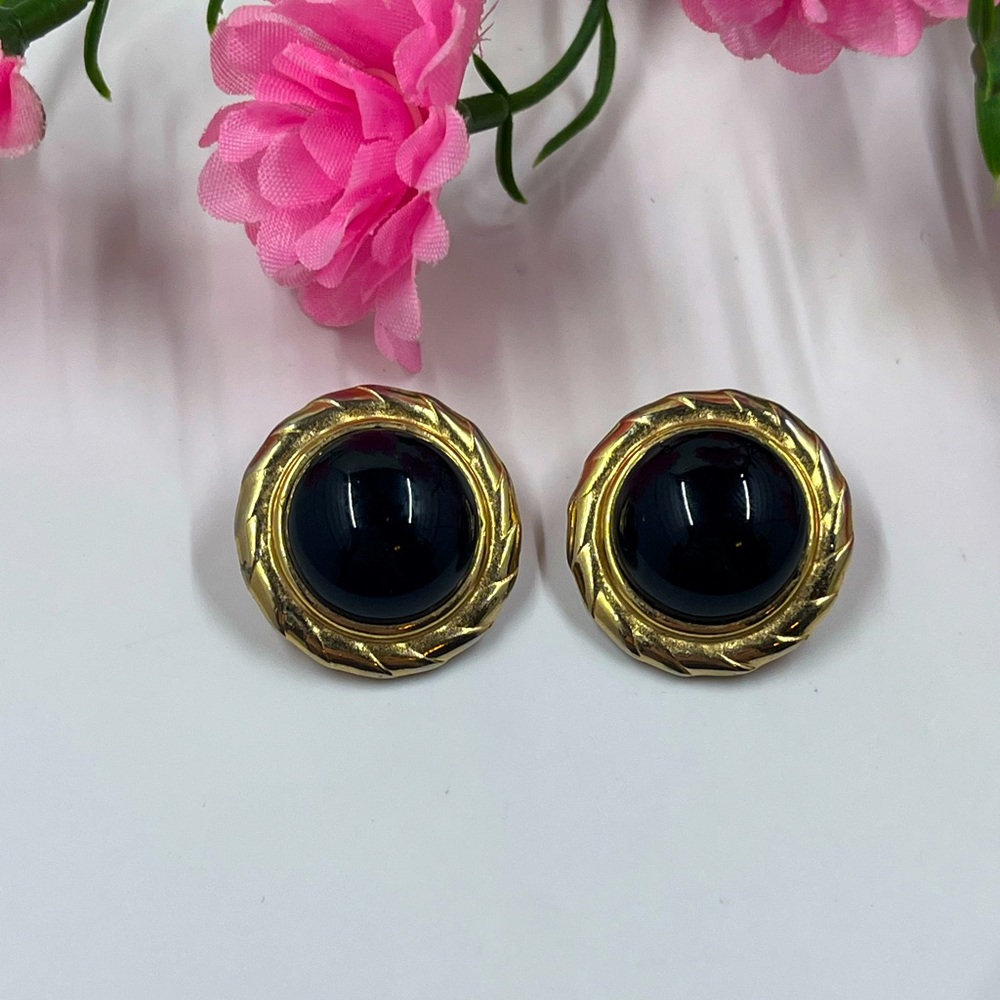 Gay Boyer Signed Vintage Black Crystal and Gold Plated Clip On Earrings